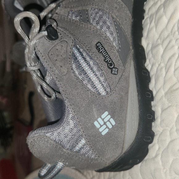 Columbia sneakers hiking shoe new condition size9 - Picture 2 of 6